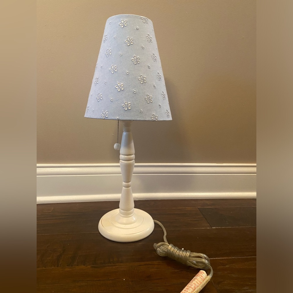 Pottery barn kids table lamp